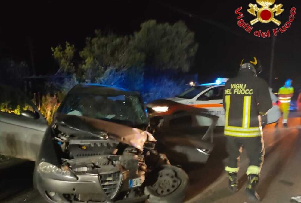 Incidente Sulla Braccianese Claudia I Pompieri Estraggono I Conducenti