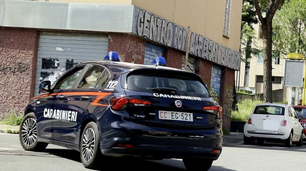 Si Prendeva Gioco Di Una 90enne Invalida A Roma Carabinieri Arrestano