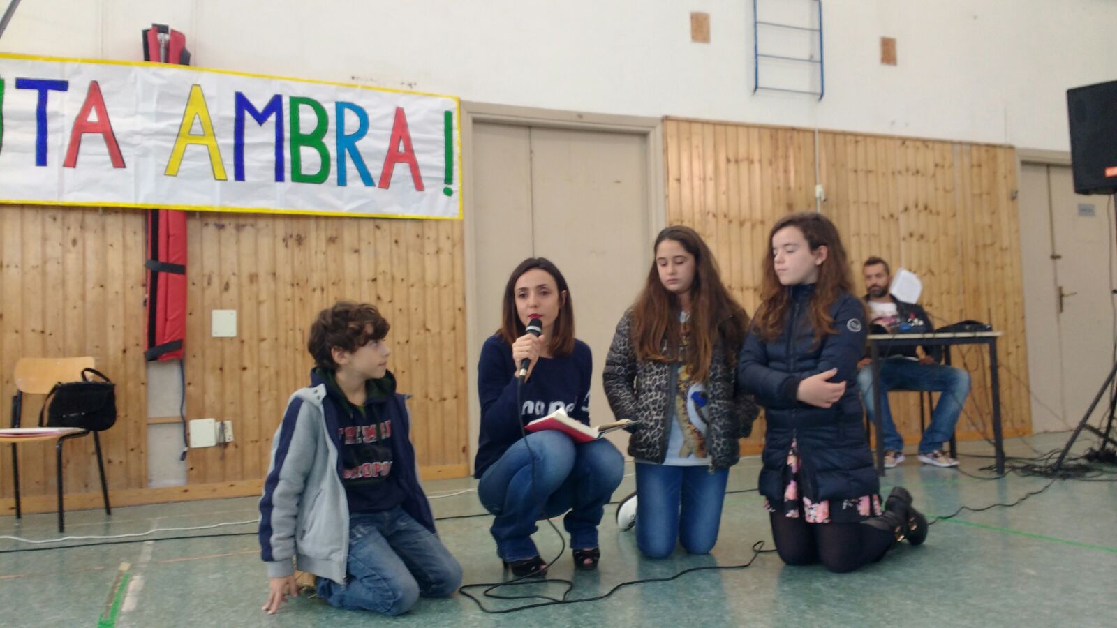 Cerveteri: Ambra Angiolini Incontra Gli Alunni Dell'Istituto ...