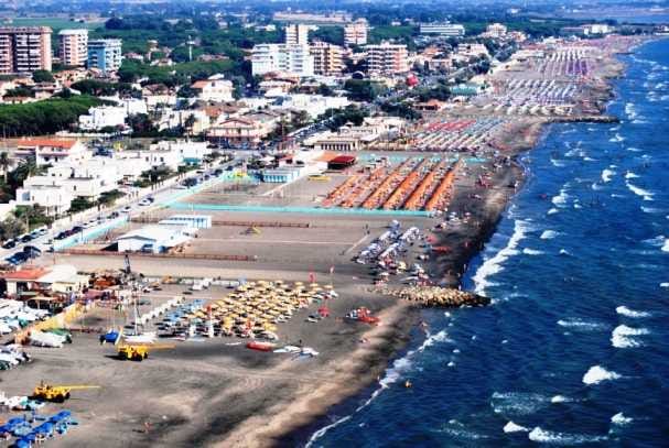 Spiaggia Riservata Ai Cani Al Lido Di Tarquinia Terzo