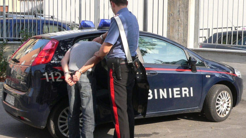 Arresto Per Due Persone Per Estorsione E Violenza Sessuale A Bracciano ...