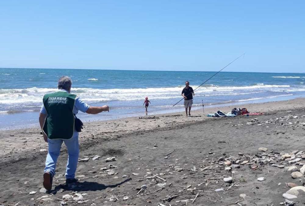 Pescatori A Torre Flavia Intervento Delle Ecozoofile Di Fareambiente Ladispoli Terzo Binario News