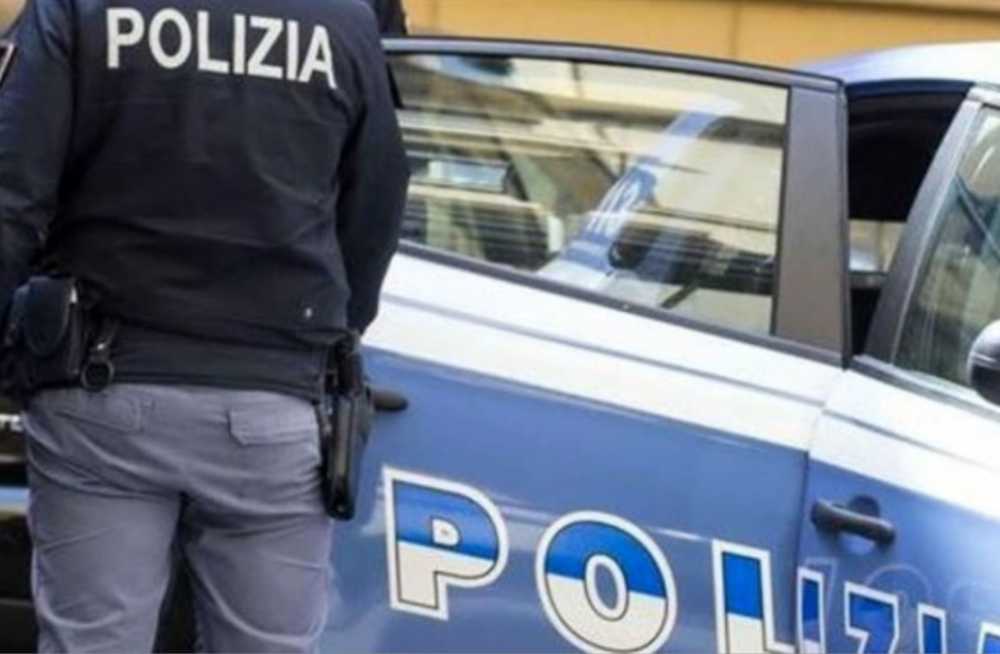 Donna maltrattata e segregata in casa, l’incubo è finito: arrestato il compagno