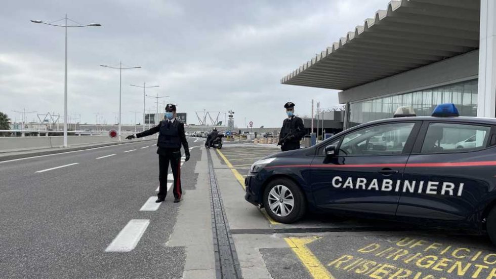 Ncc Abusivo Sanzionato Dai Carabinieri All'aeroporto Di Fiumicino ...