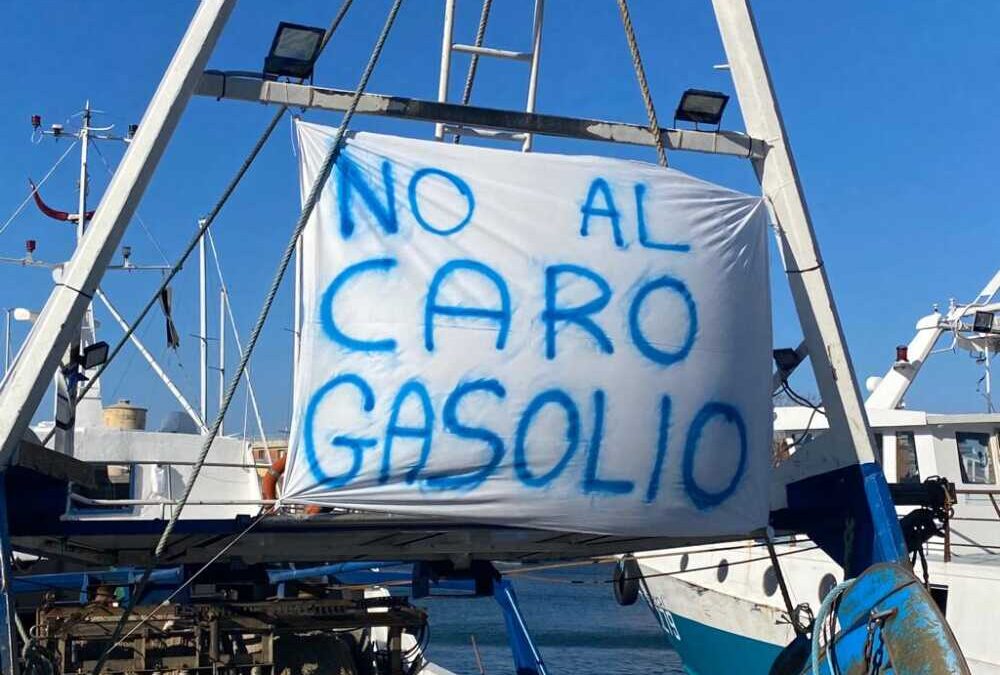 Aumento del carburante per la pesca, il Pincio solidale con i pescatori di Civitavecchia