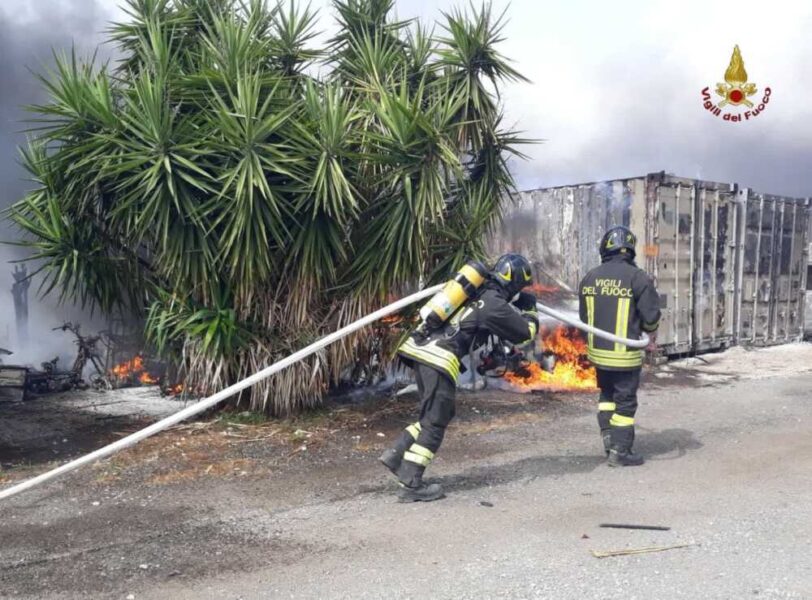 Incendio Sull'Aurelia Alla Massimina, Brucia Un Mezzo Della Prociv ...