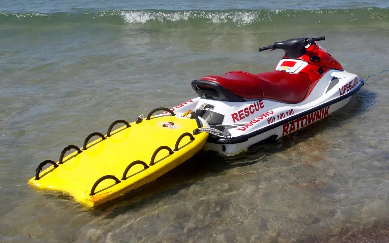 Arrivano Le Moto D Acqua Da Salvataggio Sulle Spiagge Di Tarquinia