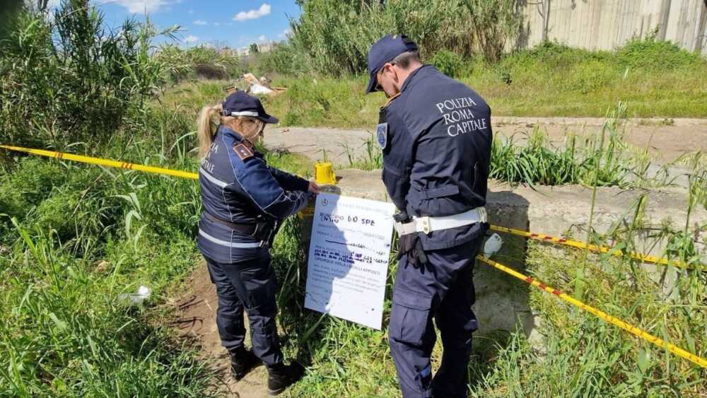 Incendio in zona Collatina, Roma Capitale sequestra un’area di 7mila mq