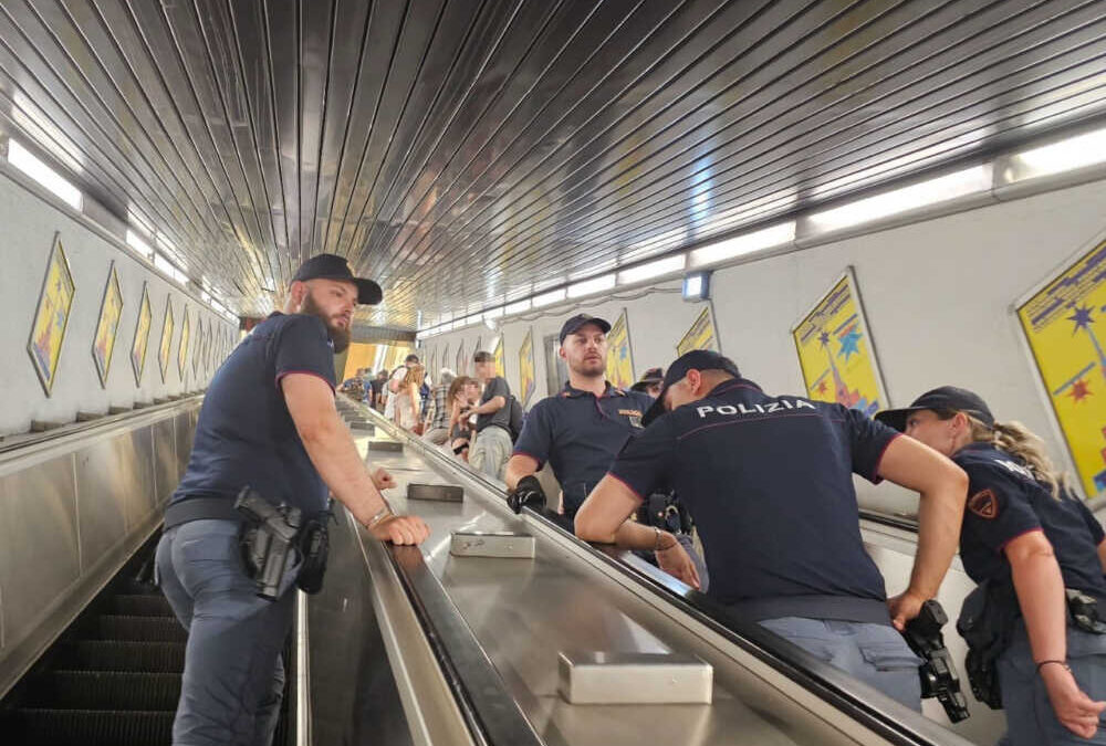 “Servono informazioni?” Borseggiatrici prese dalla Polizia alla metro A Vittorio Emanuele