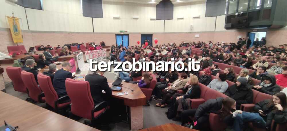 corteo giornata Antiviolenza Femminicidio Civitavecchia 2024 aula pucci