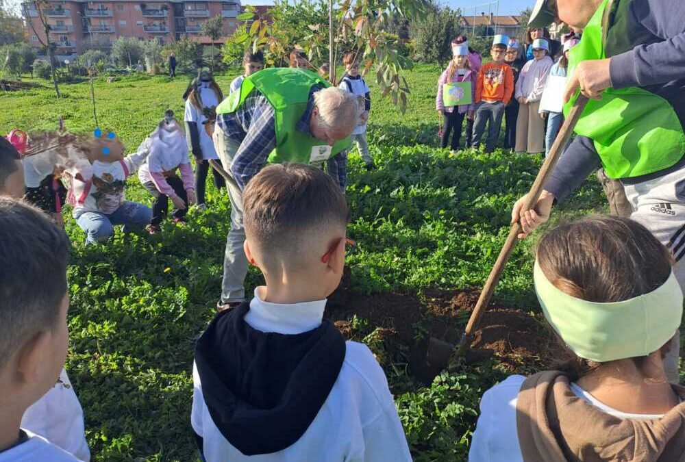 ScuolAmbiente presente alla Festa dell’albero a Ladispoli