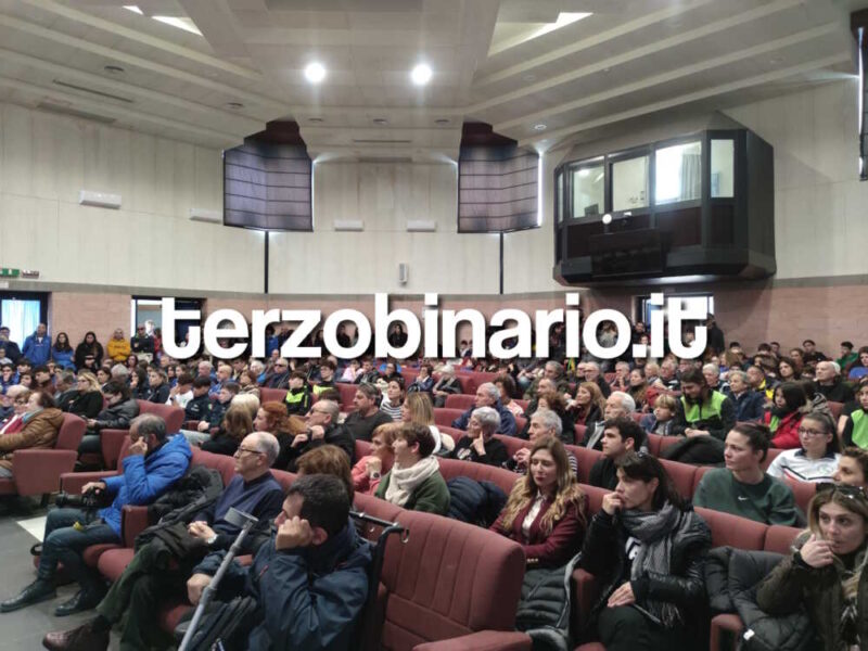 aula pucci civitavecchia platea pubblico sport