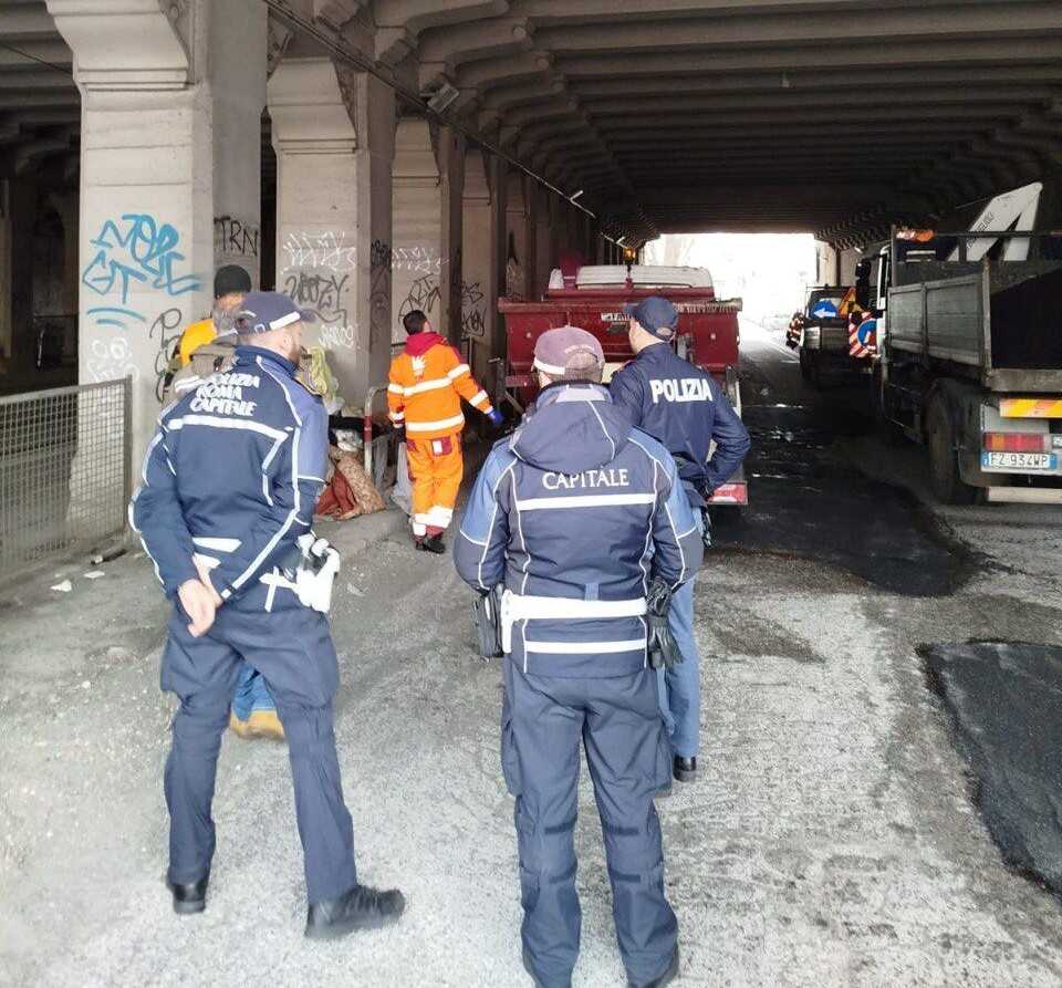 sottopasso scalo san lorenzo municipale roma capitale polizia ama