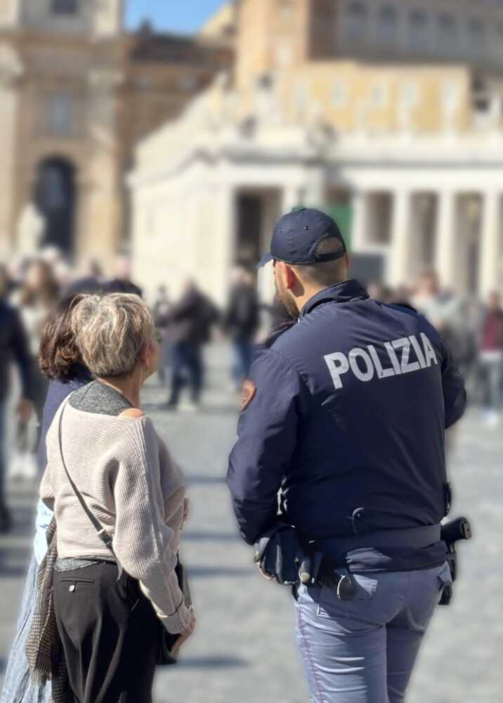 polizia turisti san pietro